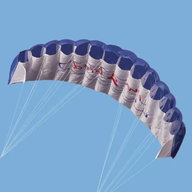 Pipas de Praia Dublês: Diversão ao Ar Livre com Kitesurf e Arco-Íris