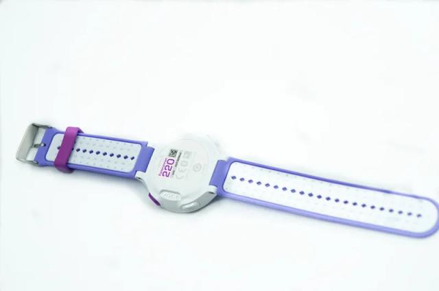 Relógio Esportivo Garmin Forerunner 220 GPS para Maratona e Corrida